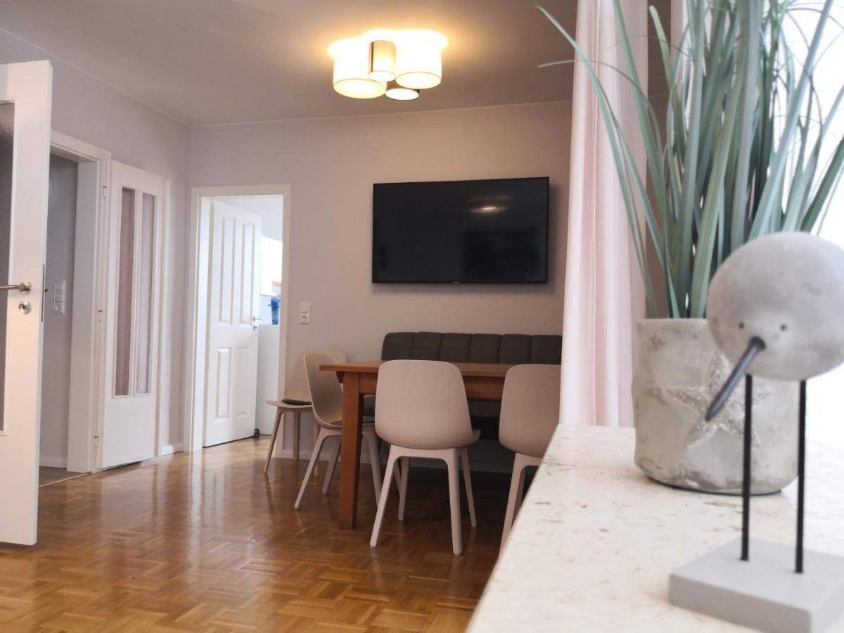 Ferienwohnung Fuer Grosse Familien Im Haus Akunak 比苏姆 外观 照片