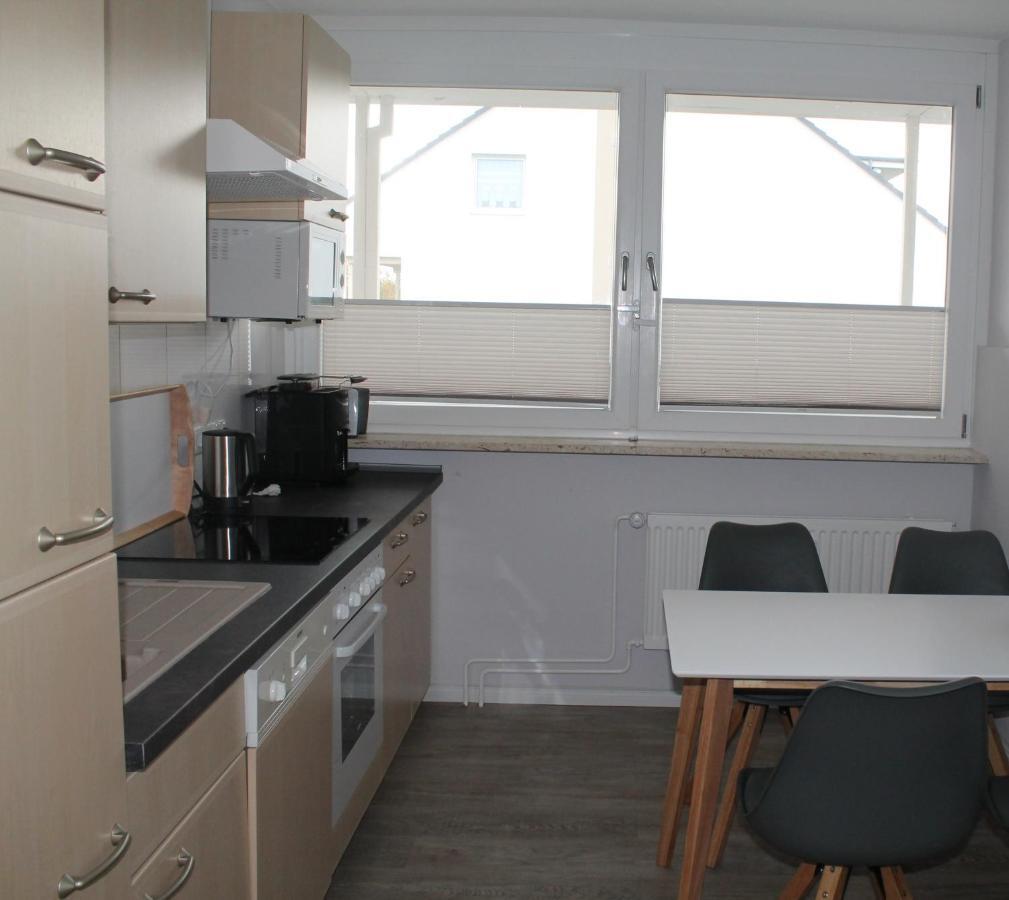 Ferienwohnung Fuer Grosse Familien Im Haus Akunak 比苏姆 外观 照片