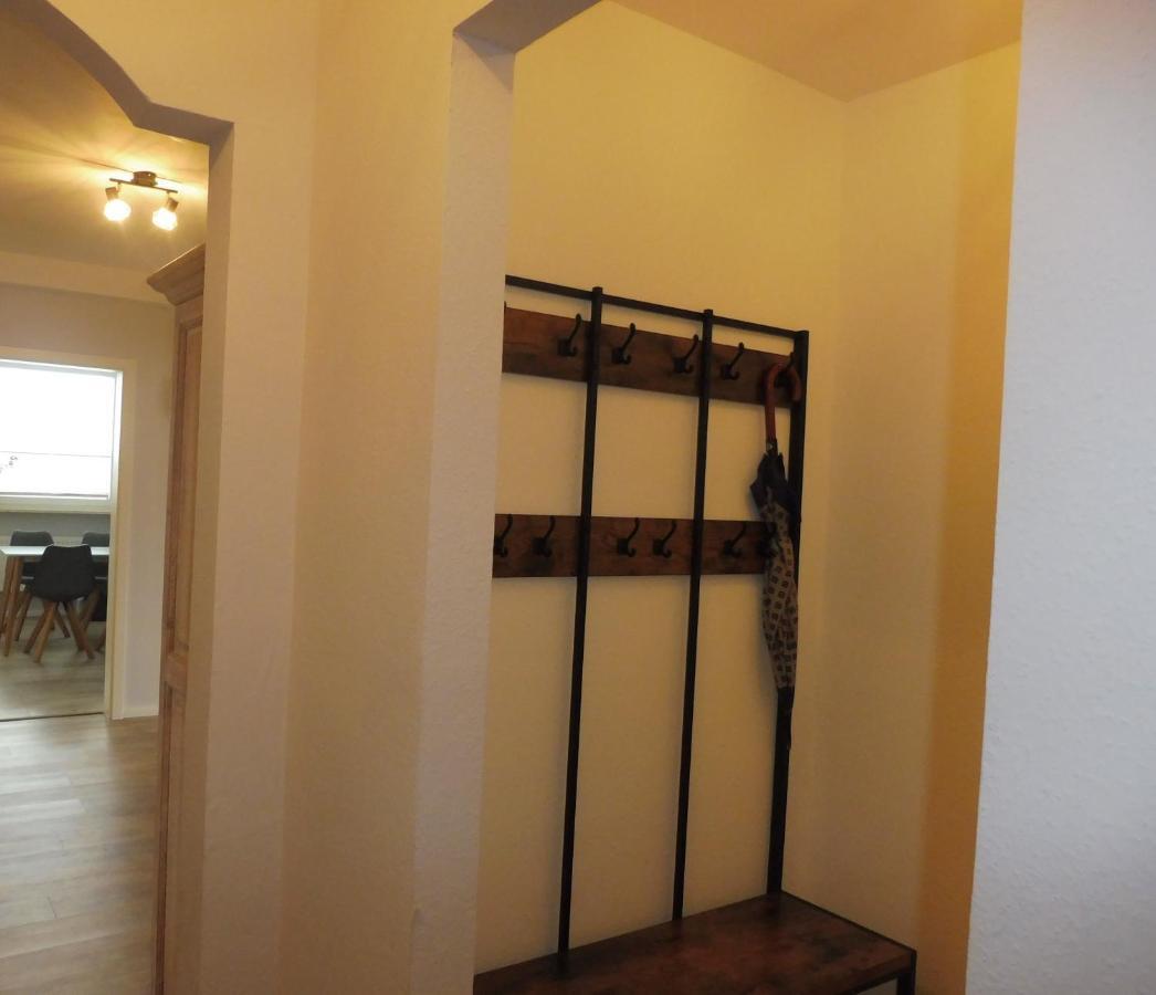 Ferienwohnung Fuer Grosse Familien Im Haus Akunak 比苏姆 外观 照片