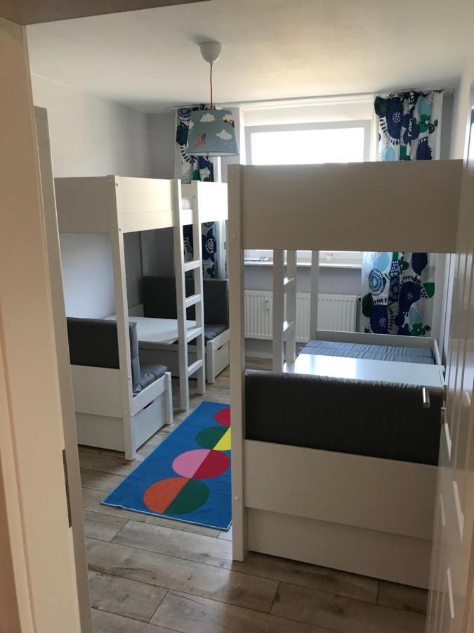 Ferienwohnung Fuer Grosse Familien Im Haus Akunak 比苏姆 外观 照片
