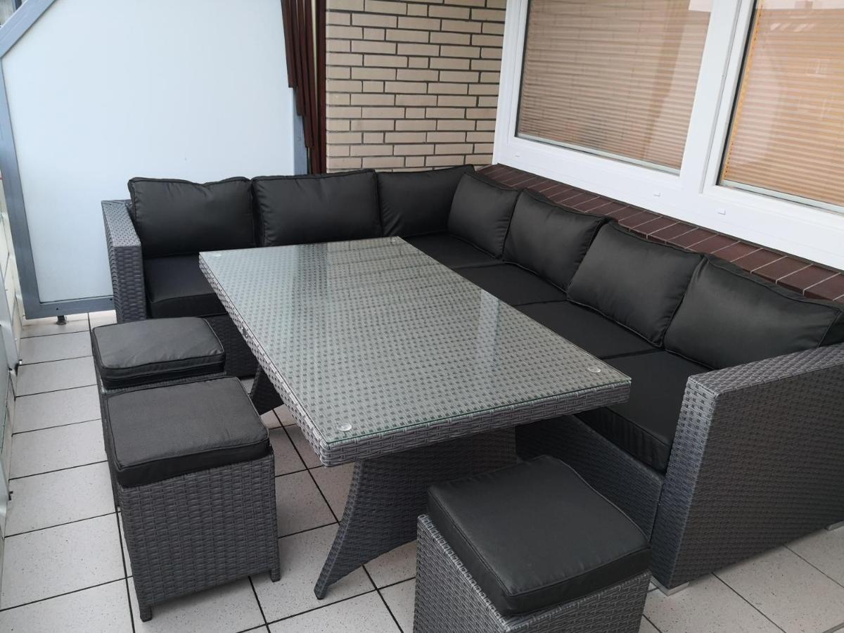 Ferienwohnung Fuer Grosse Familien Im Haus Akunak 比苏姆 外观 照片