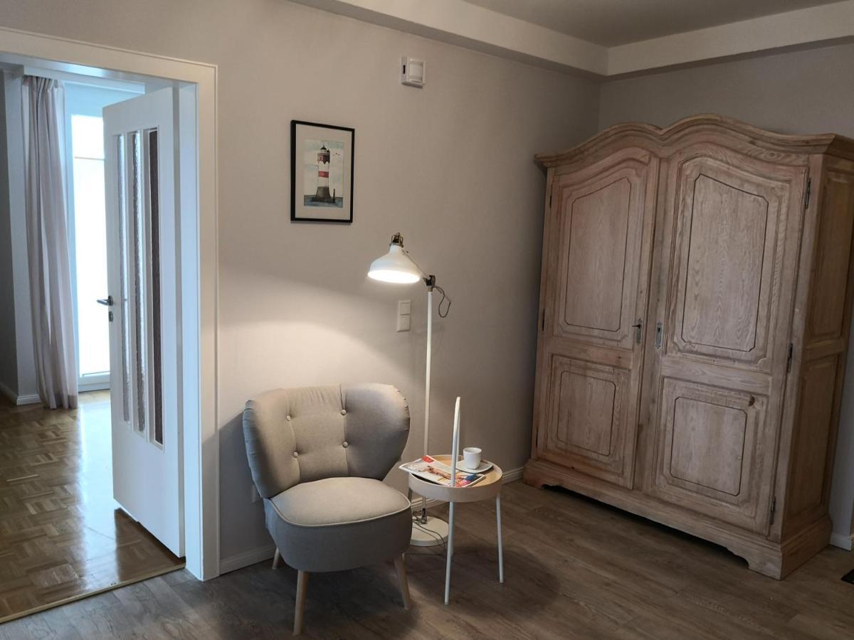 Ferienwohnung Fuer Grosse Familien Im Haus Akunak 比苏姆 外观 照片