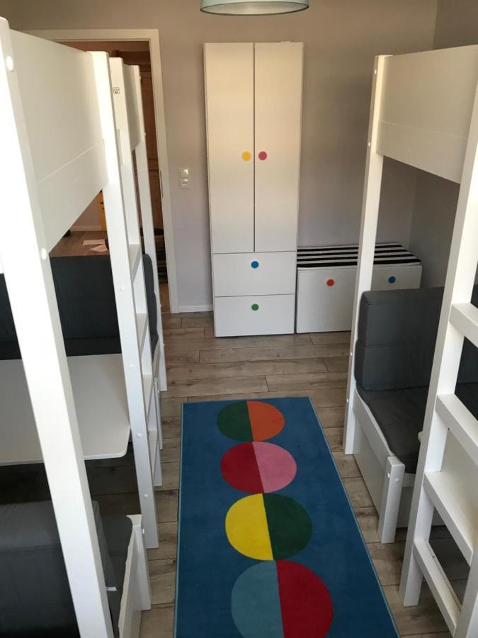 Ferienwohnung Fuer Grosse Familien Im Haus Akunak 比苏姆 外观 照片