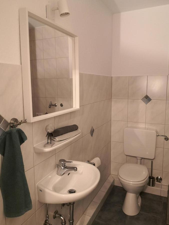 Ferienwohnung Fuer Grosse Familien Im Haus Akunak 比苏姆 外观 照片