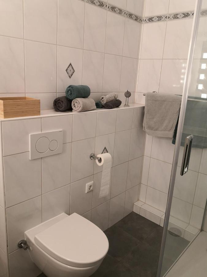 Ferienwohnung Fuer Grosse Familien Im Haus Akunak 比苏姆 外观 照片