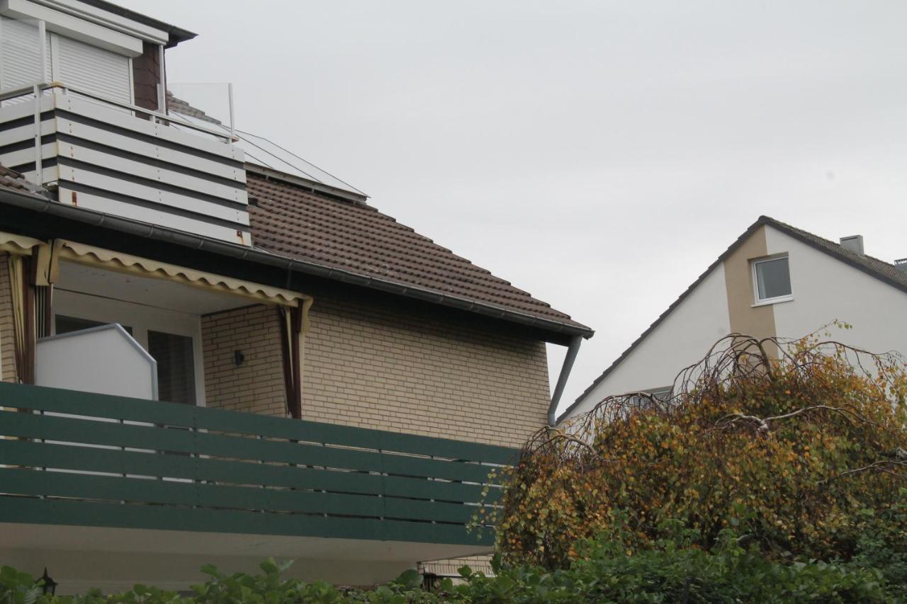Ferienwohnung Fuer Grosse Familien Im Haus Akunak 比苏姆 外观 照片