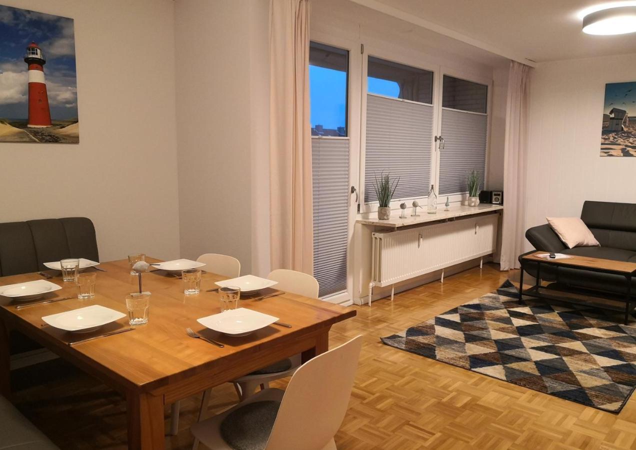 Ferienwohnung Fuer Grosse Familien Im Haus Akunak 比苏姆 外观 照片