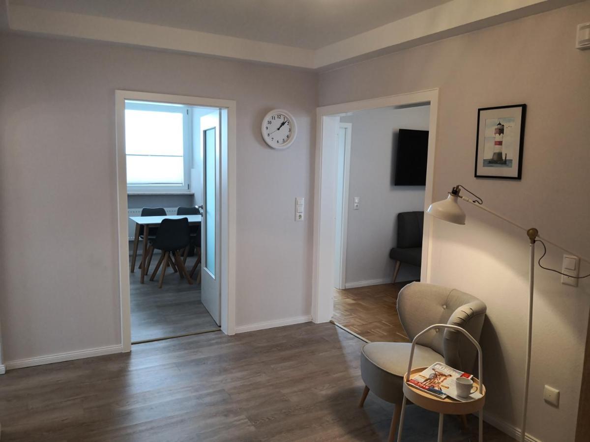 Ferienwohnung Fuer Grosse Familien Im Haus Akunak 比苏姆 外观 照片